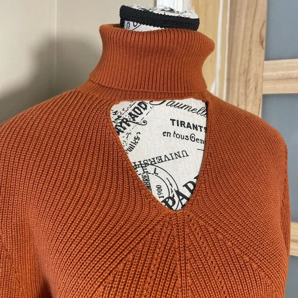 Chico’s Rust Turtleneck Keyhole Knit Tunic Sweater Size 2 Large Fall Winter